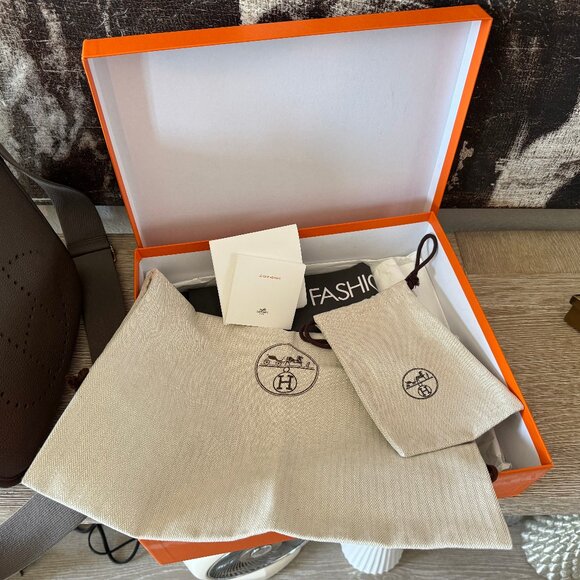 Hermes Taurillon Clemence Evelyne III PM Etain - Picture 3 of 8